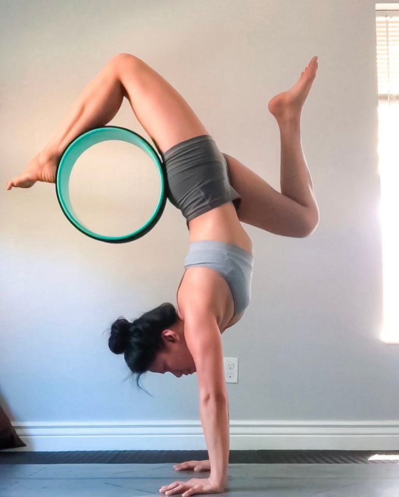 How to use a yoga wheel in Asanas