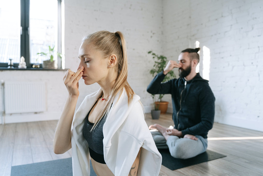 Online Yoga Teacher Training Live vs Recorded